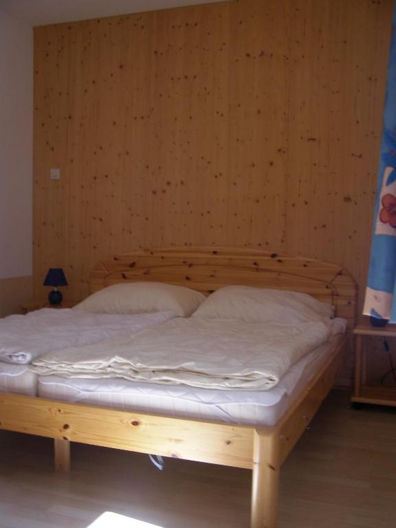 Haus Im Turm Apartment Bad Kleinkirchheim Room photo