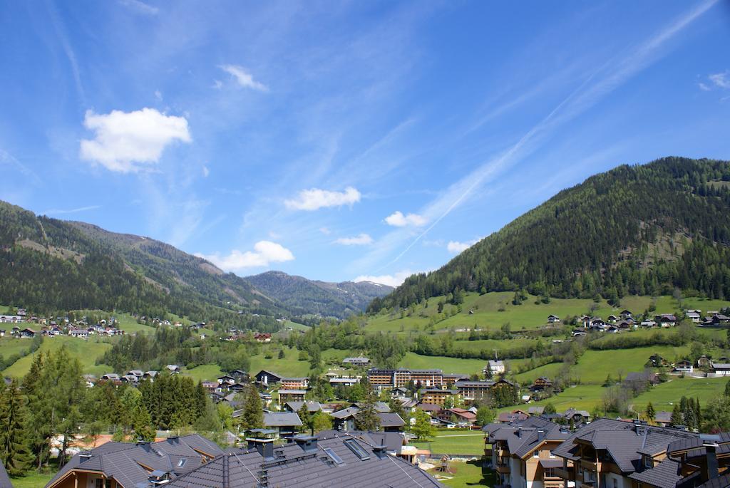 Haus Im Turm Apartment Bad Kleinkirchheim Exterior photo